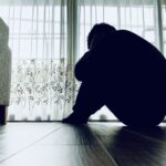 ああ、あの時に戻れるならああ、もう一度やりなおしたいああ、べつな道選んでたらもっと幸せだったろうに